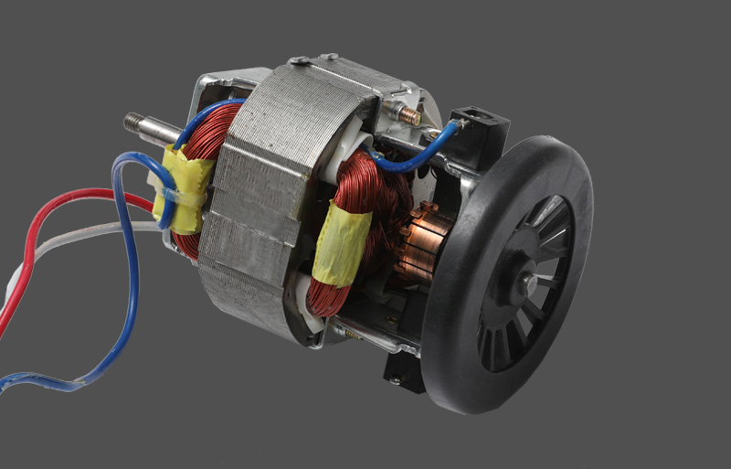 Kecepatan tinggi motor universal blender